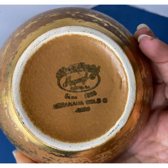 Vintage Stangl Pottery Vase 22k Gold Paint w/ Original Sticker 8" - Picture 4 of 7